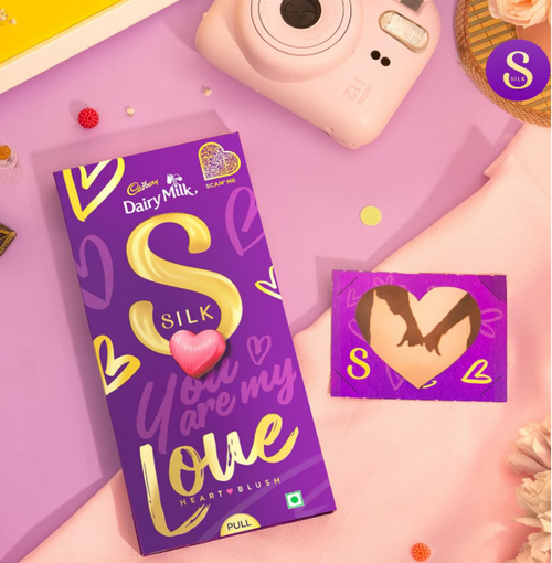Cadbury Dairy Milk Silk Heart Blush Pack